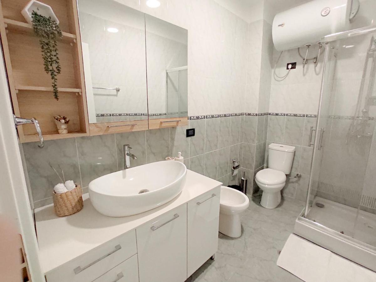 Boho Style In Center Of Tirana Apartman Kültér fotó